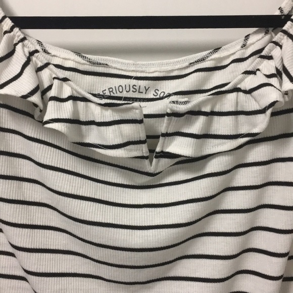 Long Sleeve off the shoulder Striped Tee - Picture 2 of 3